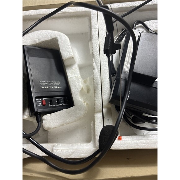 Realistic 21-400 Voice-Operated Two-Way Communication System Radio - Tested - Picture 10 of 16